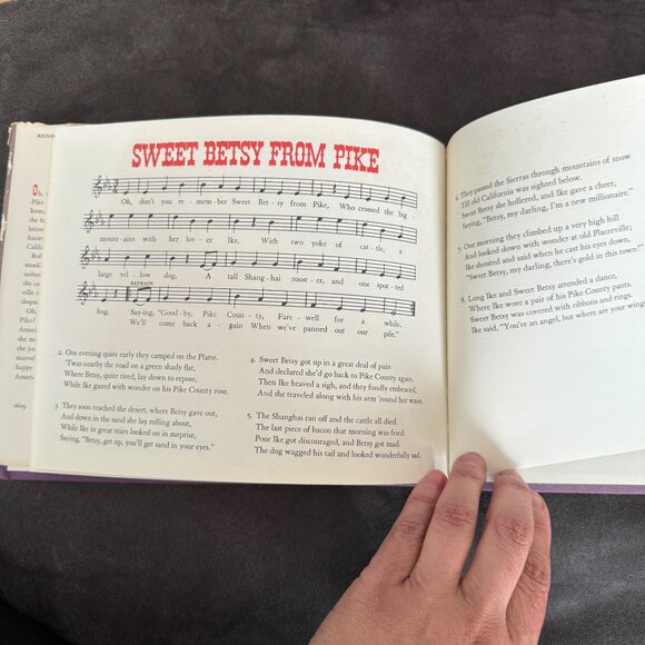 Sweet Betsy From Pike Vintage Hardcover Childrens Book Illustrated By Robert An - Picture 5 of 5